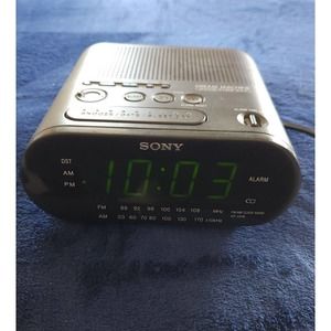 Sony‎ Dream Machine Digital Alarm Clock AM FM Radio Black Model ICF-C218
